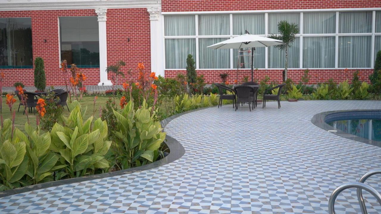 The Kamoda Resort Ambikāpur Exteriér fotografie